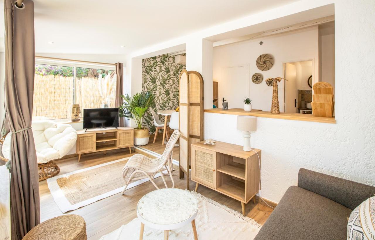 * Casa Faustine *, Grande Terrasse, Piscines Apartment Gassin Exterior photo